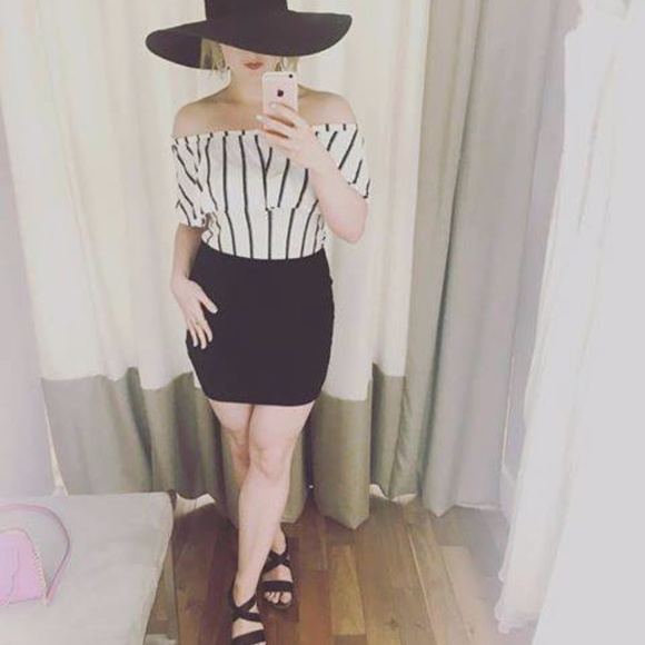 Meet your Posher, Brooke - Picture 2 of 2